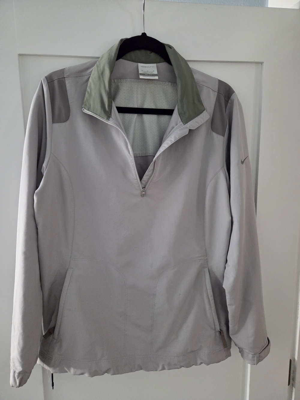 Nike Women's Light Gray Quarter-Zip Windbreaker Jacket